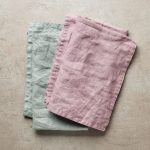 2,napkins,pink,blue,folded,clean